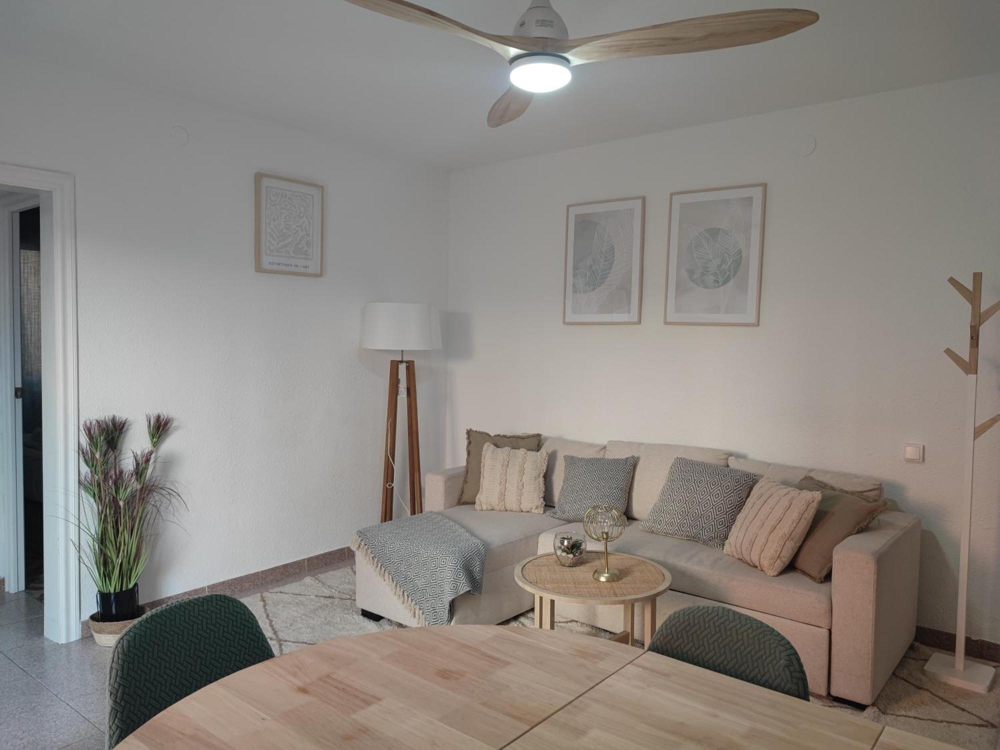 Feel Welcome Barcelona Apartment Cornellà de Llobregat Exterior foto